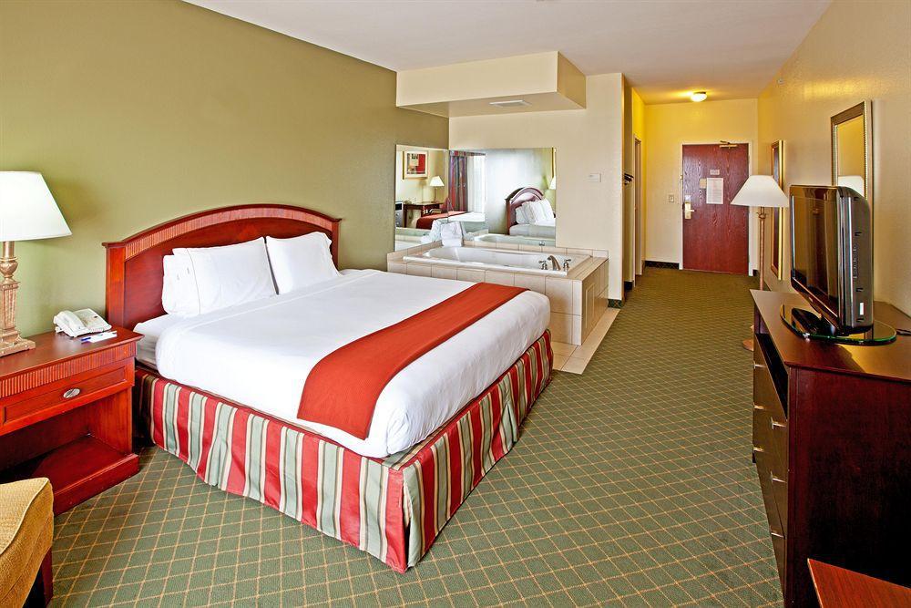 فندق ليكسينغتونفي  فندق وأجنحة هوليداي إن إكسبريس لكسنجتون - داون تاون يونيفيرسيتي المظهر الخارجي الصورة