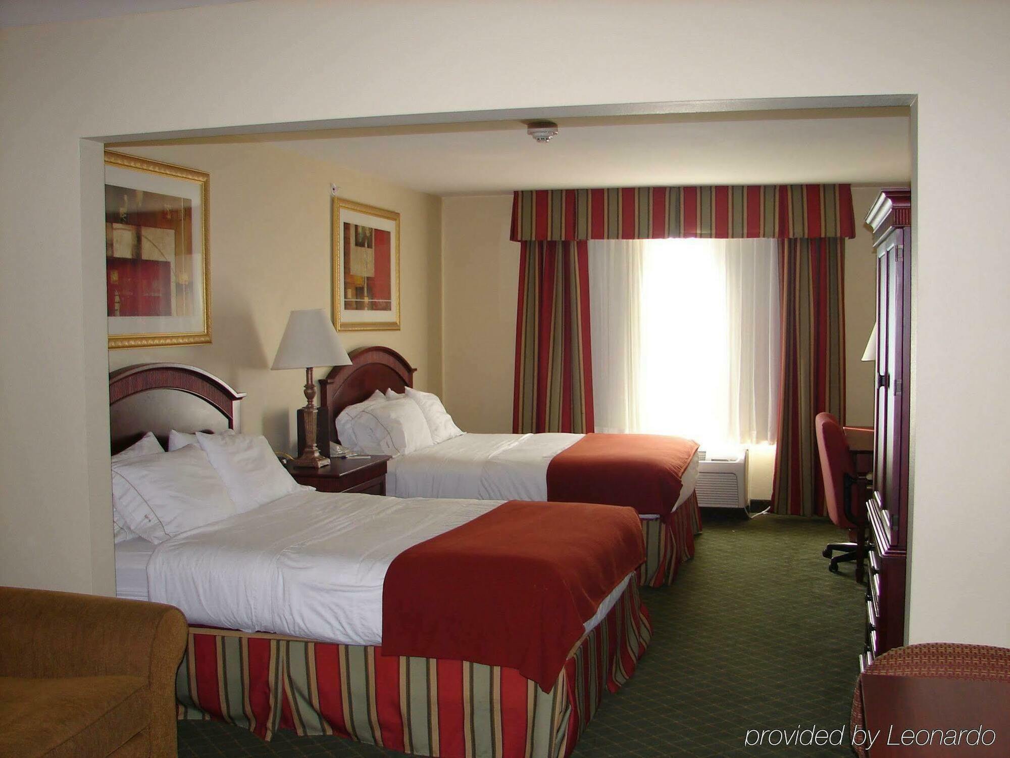 فندق ليكسينغتونفي  فندق وأجنحة هوليداي إن إكسبريس لكسنجتون - داون تاون يونيفيرسيتي الغرفة الصورة